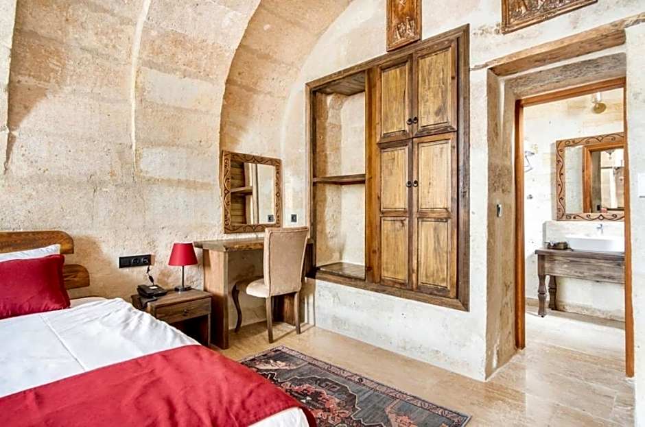 Uzay Cave Suite Hotel