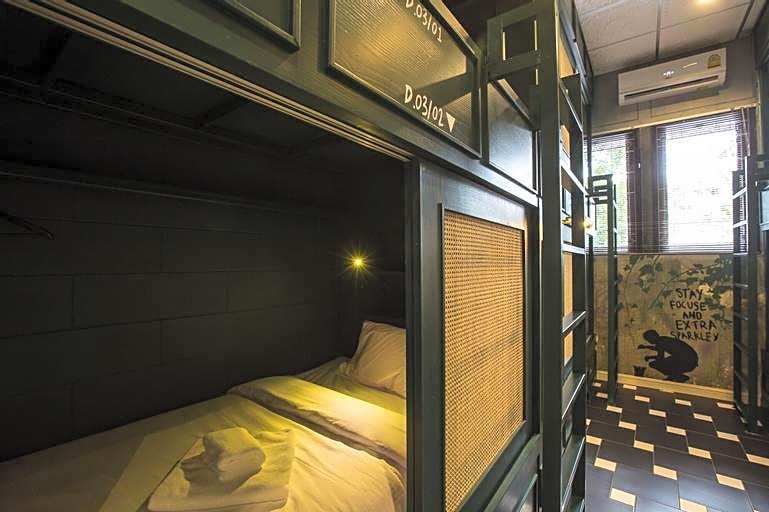 Azure Hostel Bangkok