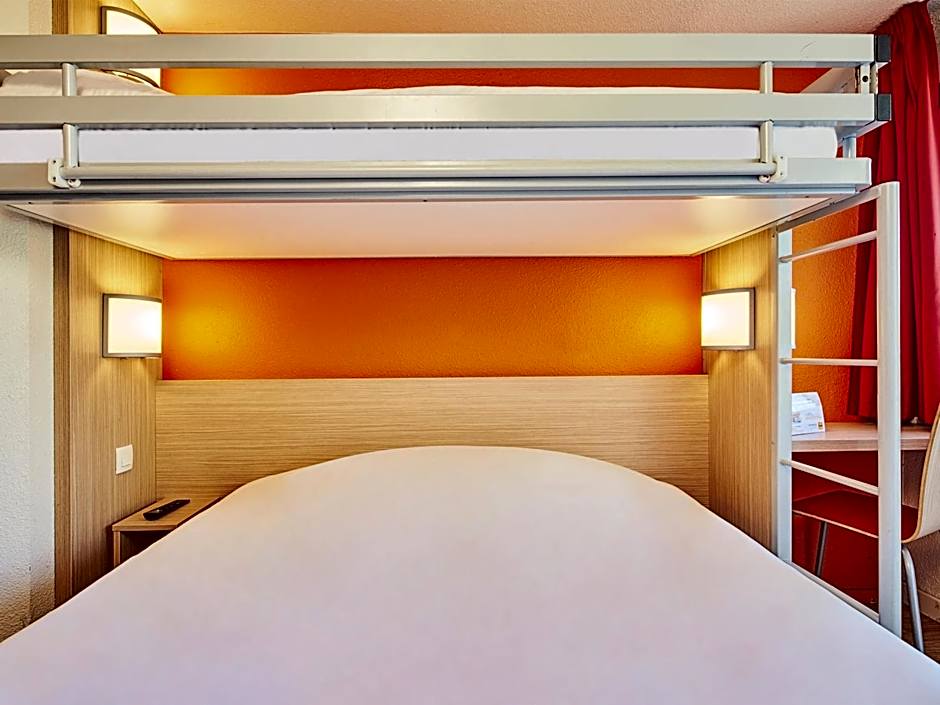 Premiere Classe Melun Senart - Vert Saint Denis