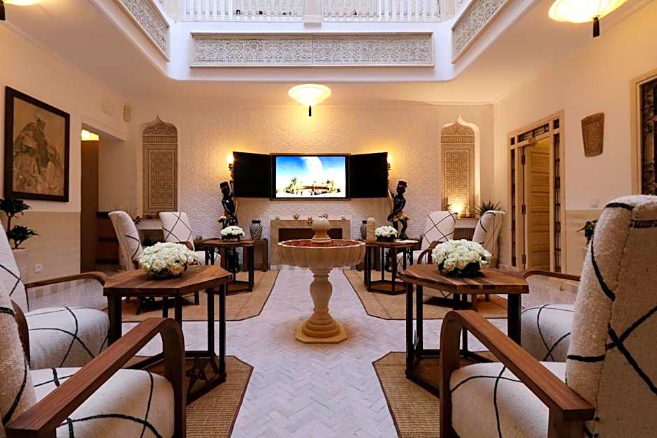 Riad Wazani Square & SPA