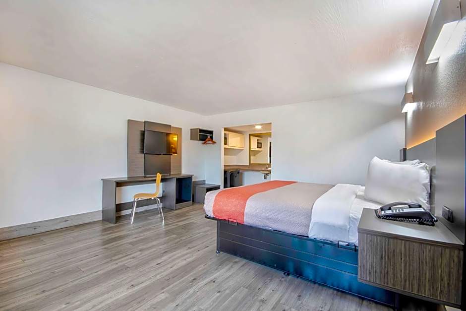 Motel 6-Lafayette, LA
