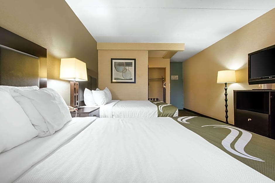 Quality Inn & Suites Charleston
