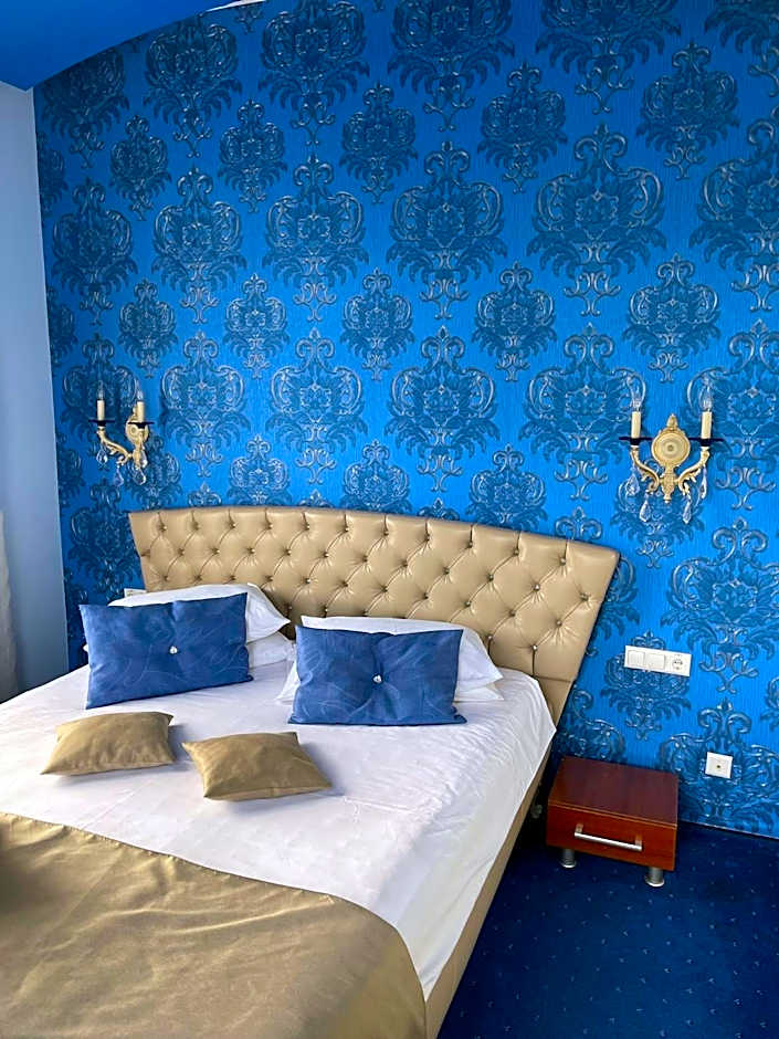 Casa Dunarea by Genco