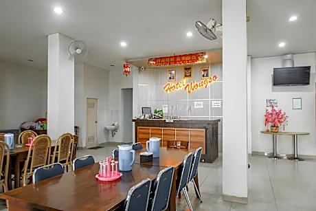 Capital O 93589 Hotel Wongso Syariah