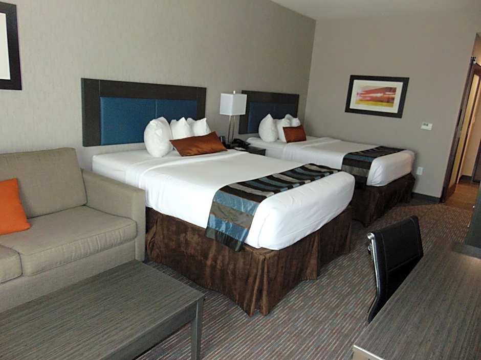 Photo 1 of 4 of Studio 2 Queen Beds Suite