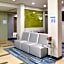 Holiday Inn Express Hotel & Suites Meadowlands Area By IHG