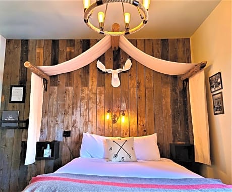 Mrs. Anderson's Lodging