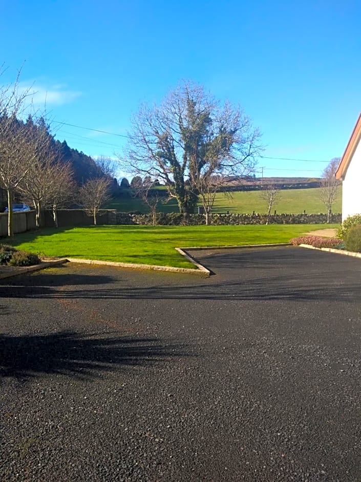 Tollyrose Country House – Newcastle