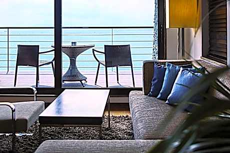 Superior Twin Room with Ocean View