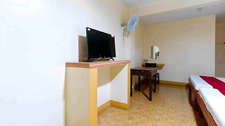 RedDoorz @ Golden Victory Hotel Mabalacat Pampanga