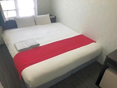 Double Room - Non-Smoking