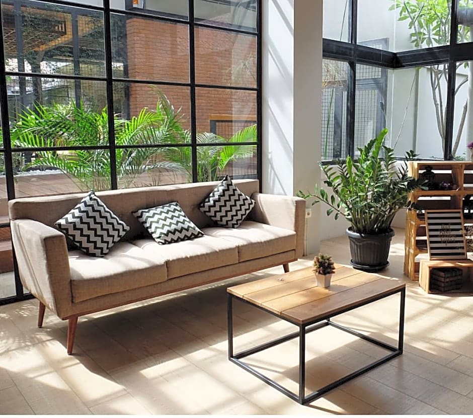 Beehive Boutique Hotel