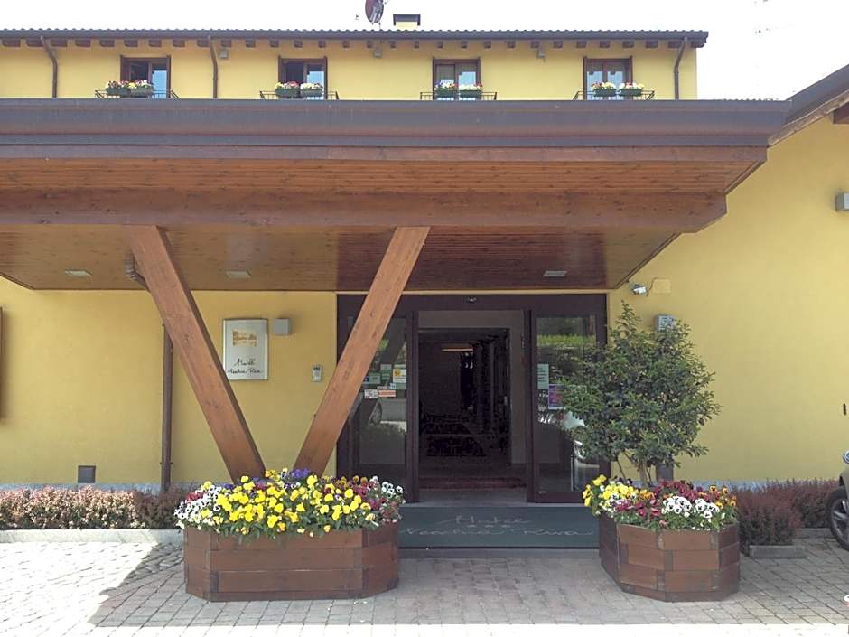Hotel Ristorante Vecchia Riva