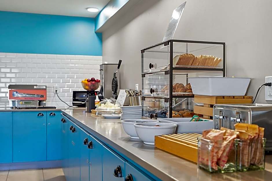 Country Inn & Suites by Radisson, Saskatoon, SK