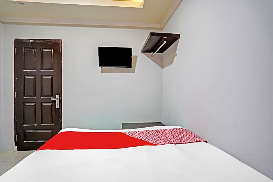 OYO 90801 Deanofaa Residence Syariah