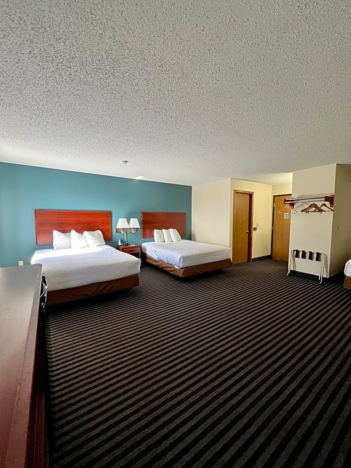 Reston Inn & Suites