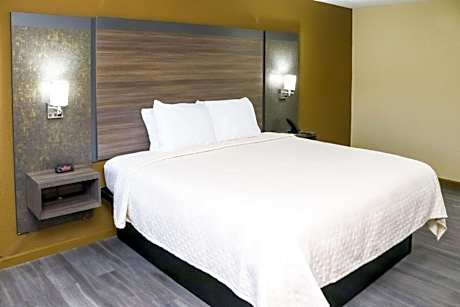 Standard King Room - Non Smoking