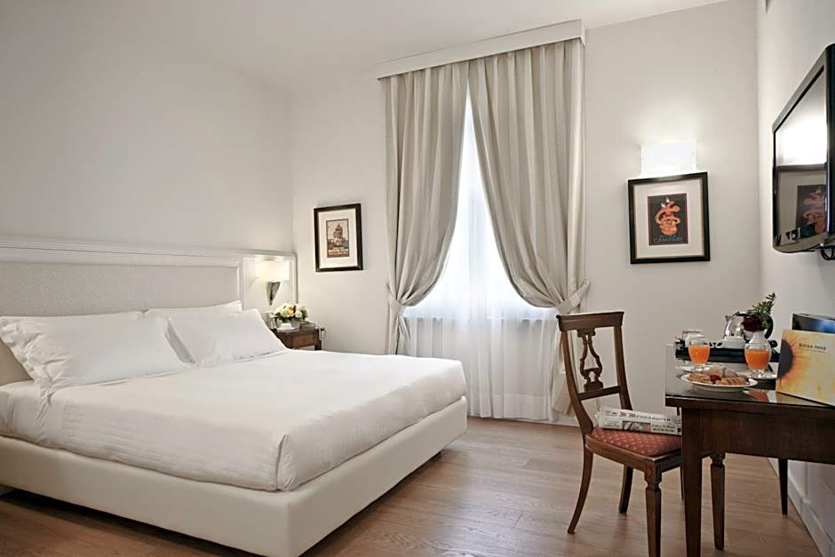 Hotel Italia