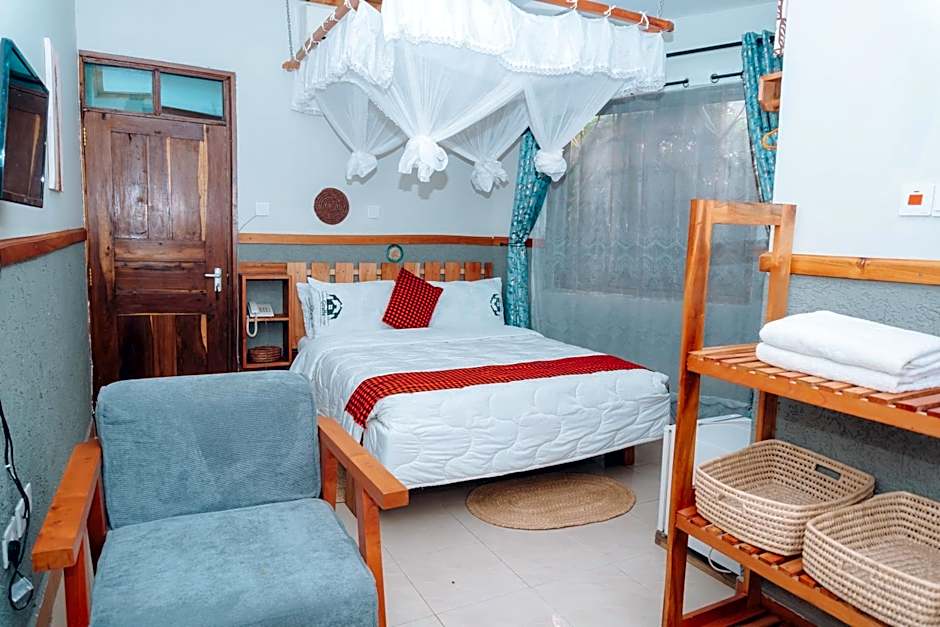 Arusha Giraffe Lodge