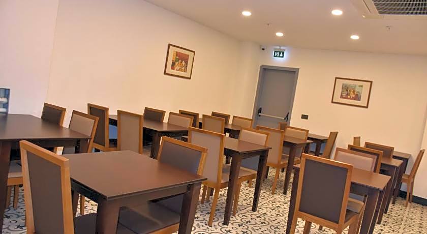 Shishly Palace Hotel