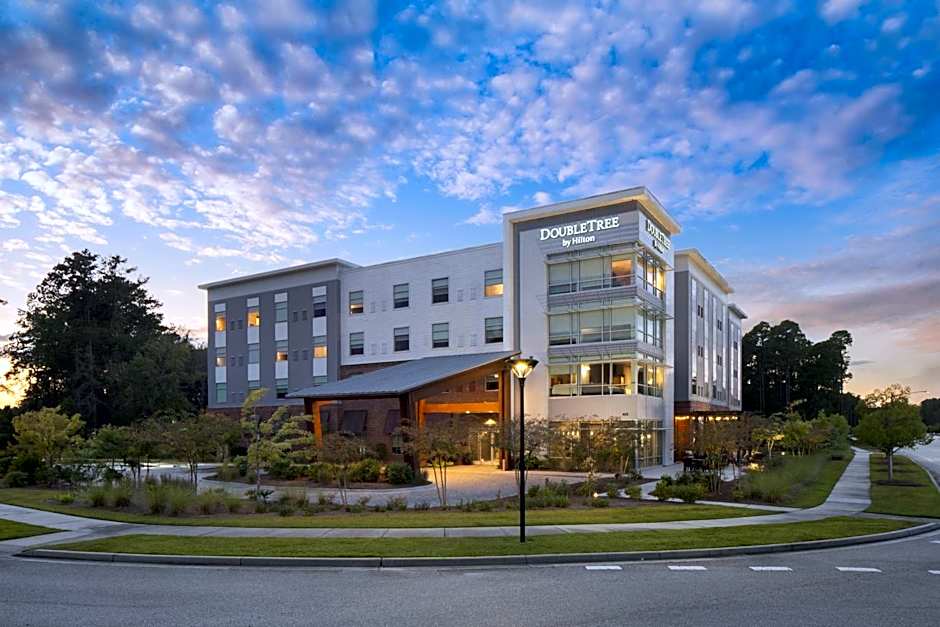 DoubleTree by Hilton Summerville Nexton