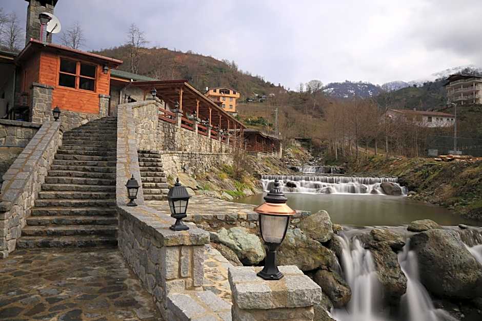 Teona Bungalow & Restaurant