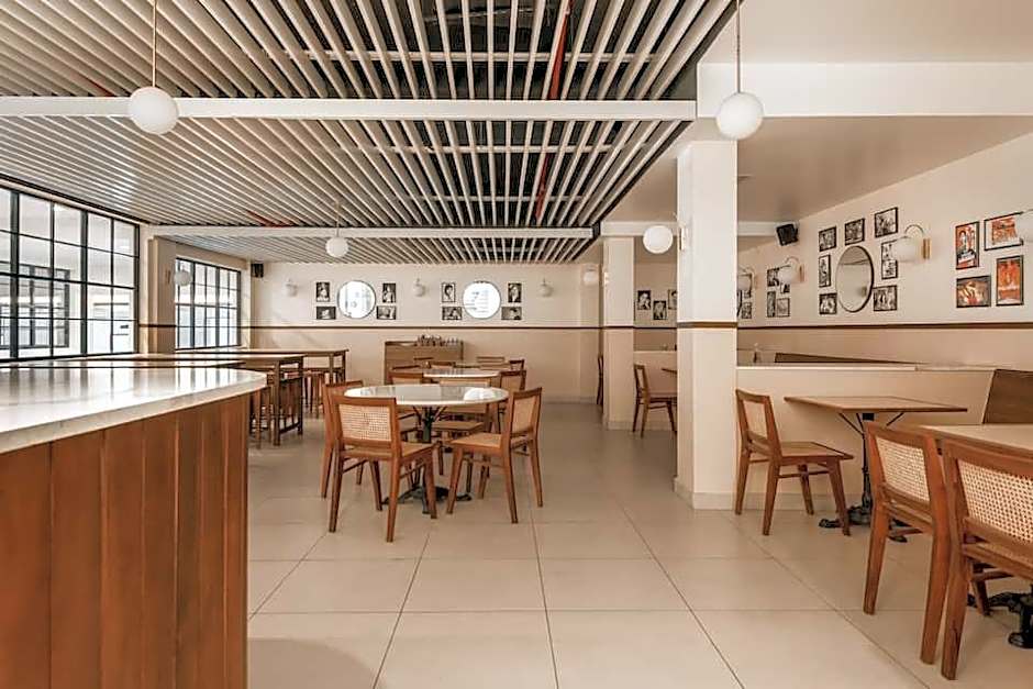 The Avenue Regent Hotel