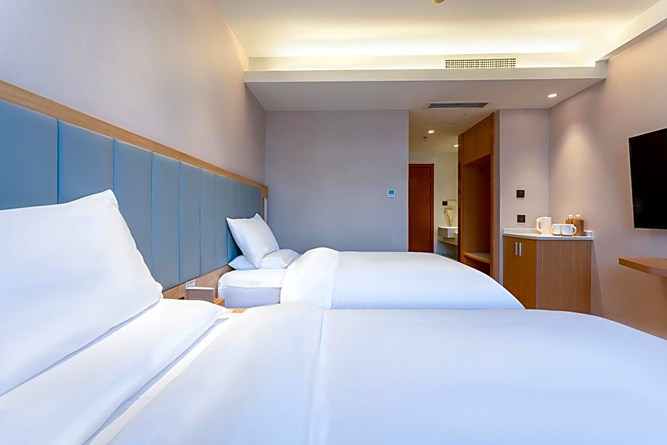 Ji Hotel Ningbo Yinzhou Wanda