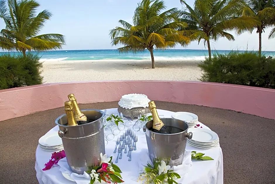 Southern Palms Beach Club