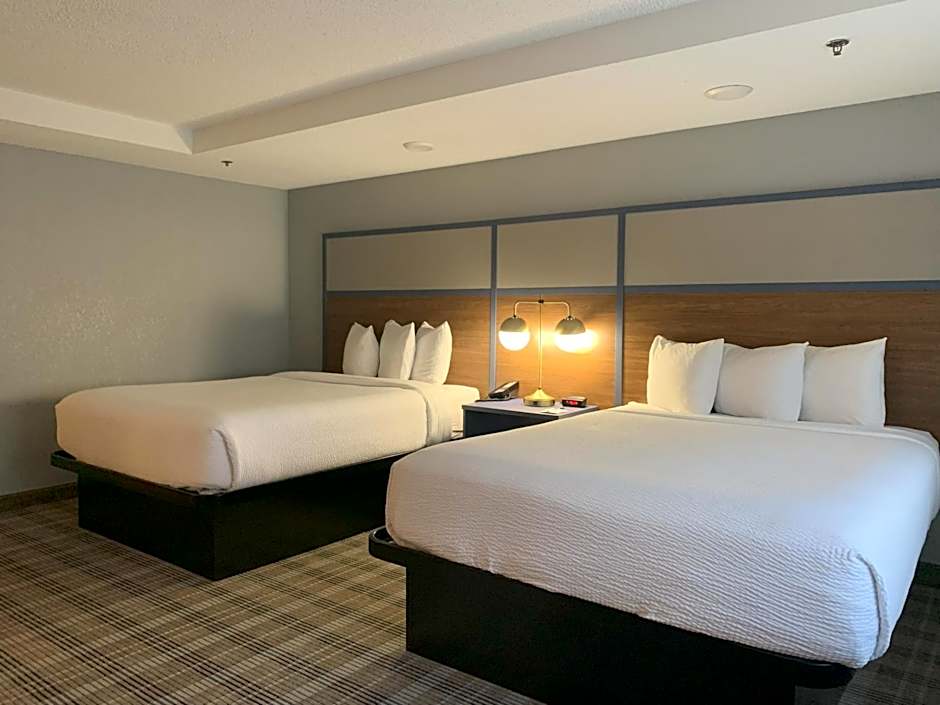 AmericInn by Wyndham Worthington