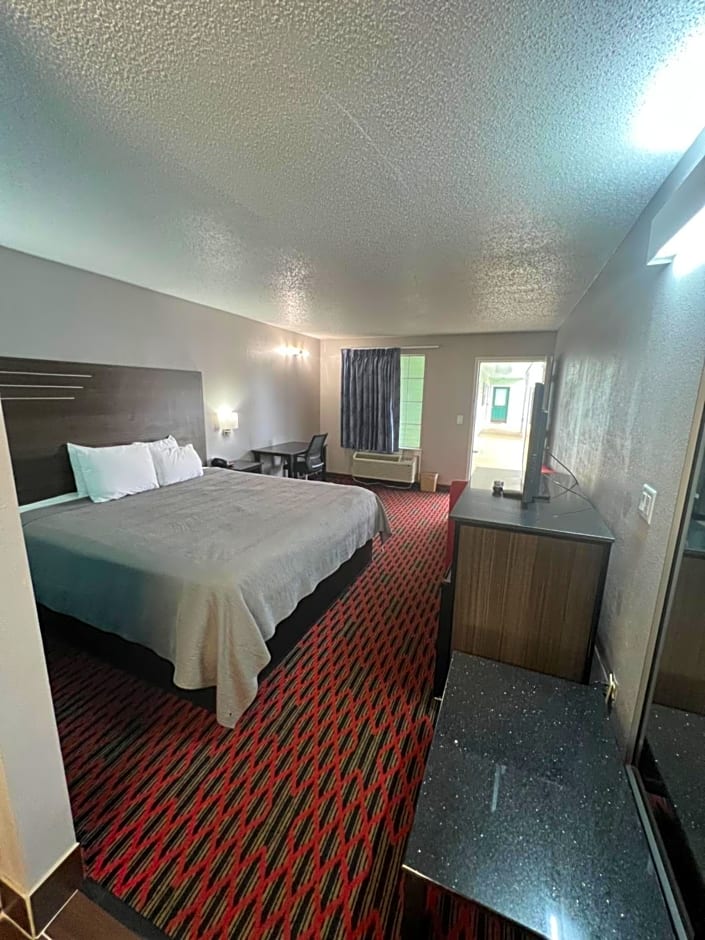 Key West Inn - Tuscumbia