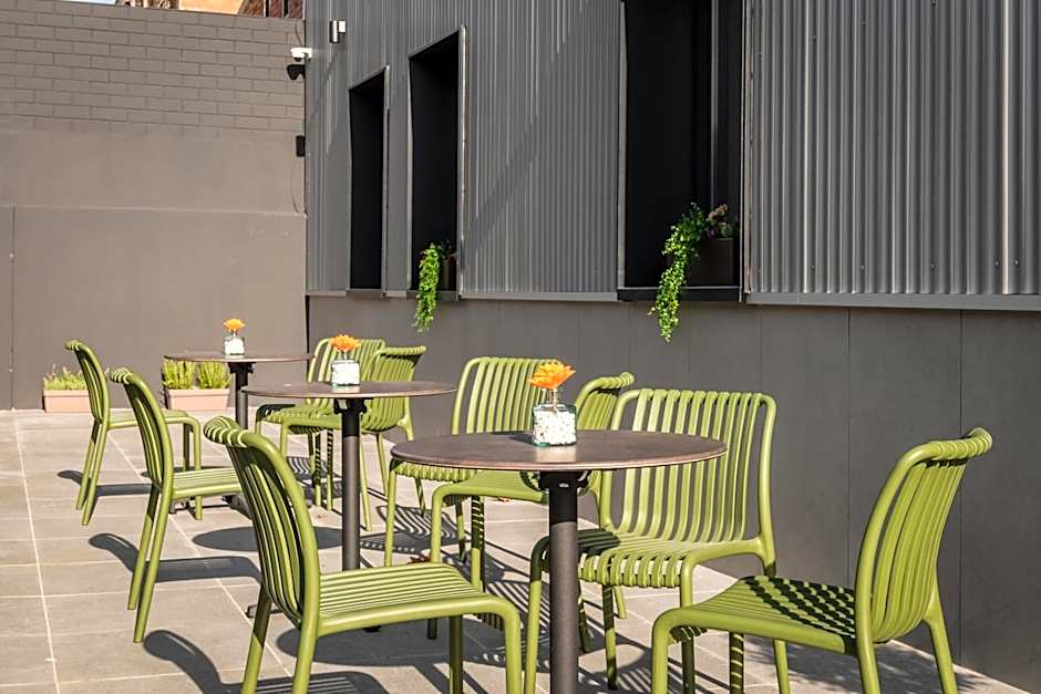 Aerohotel Barcelona Airport 24h