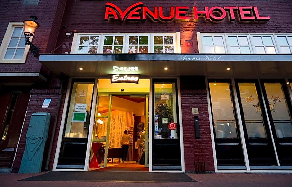 Avenue Hotel