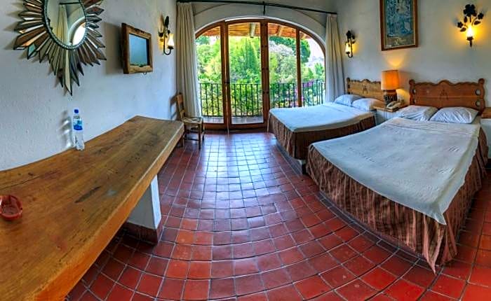 Posada de la Mision, Hotel Museo y Jardin