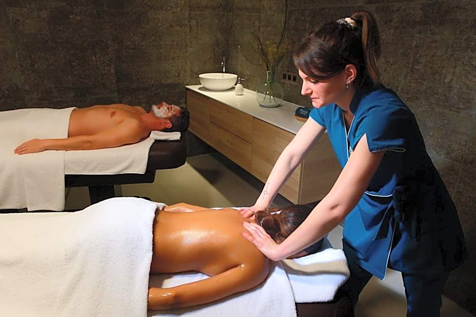 HR Hôtel-Restaurant & Spa Marin