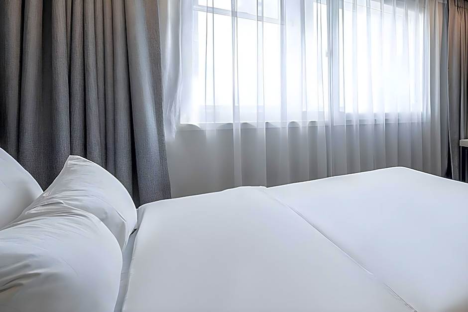 Anyang ILLOWA Hotel