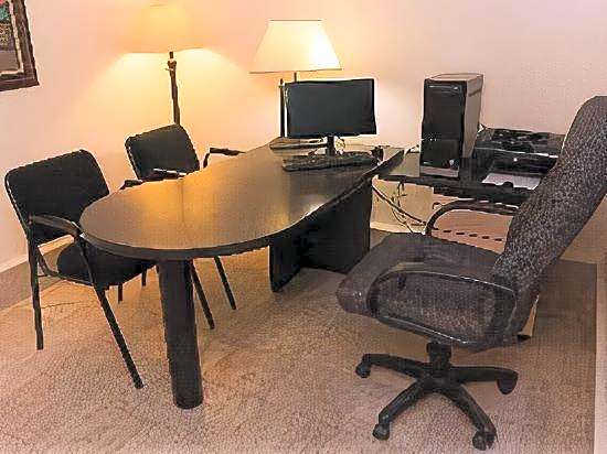 Hafersons Inn Hotel & Suites