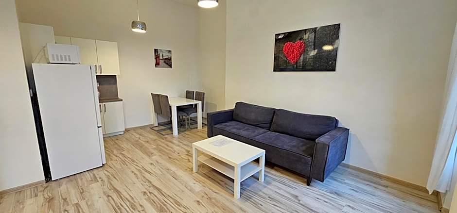 MVA House Teplice, Šanovský park