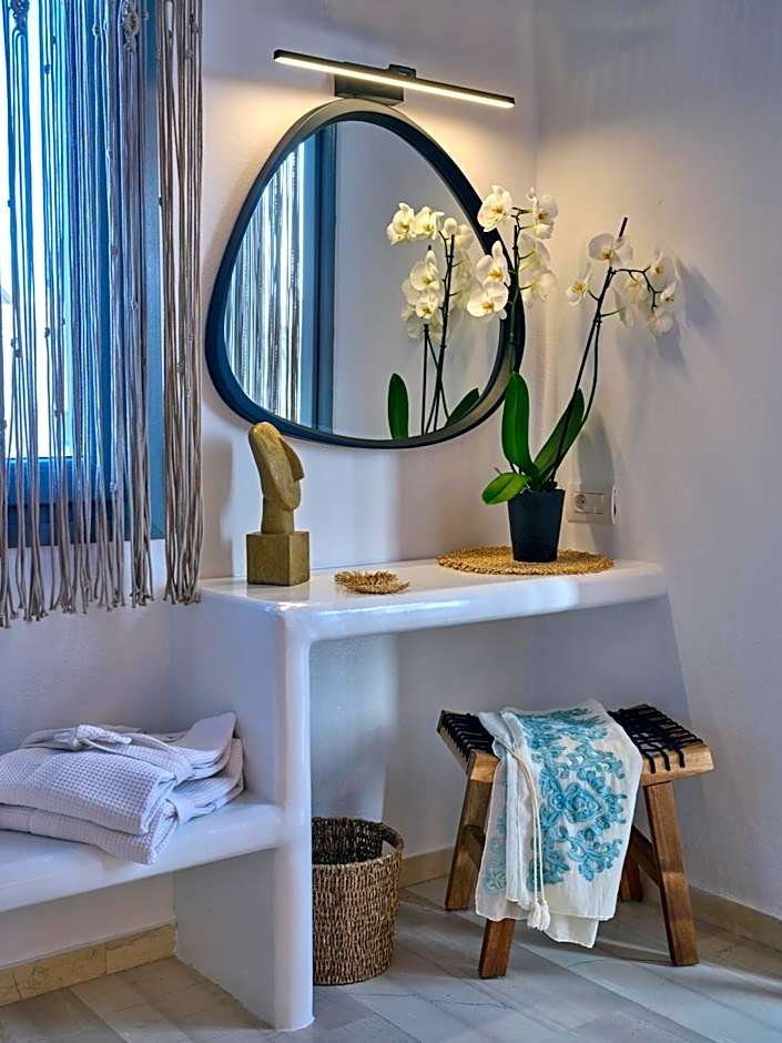 Ariti Seaside Residence