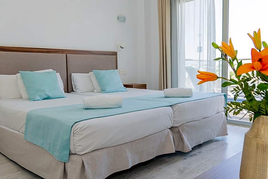 Portodrach Aparthotel & Suites
