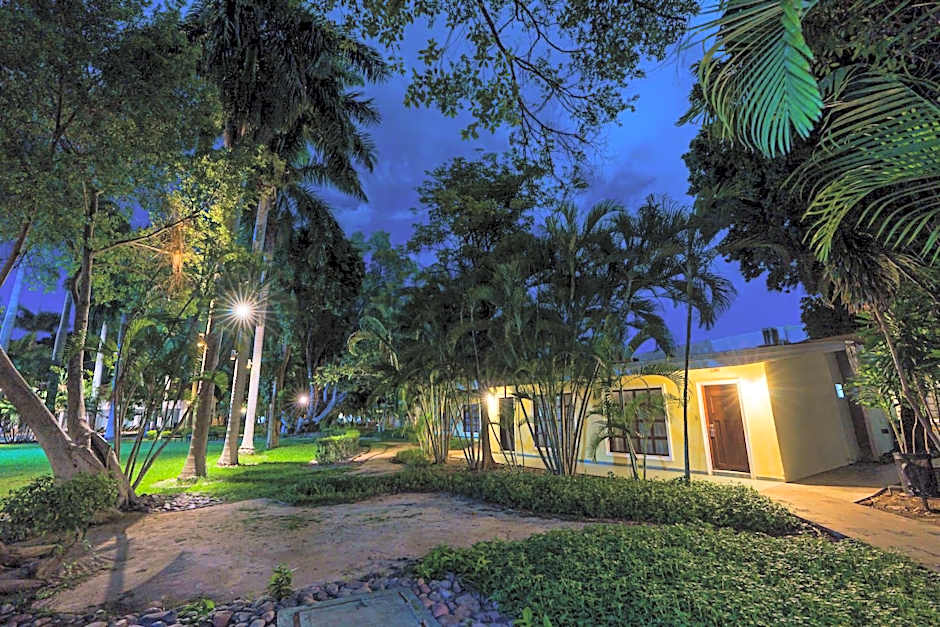 InHouse Select Hacienda Tres Rios