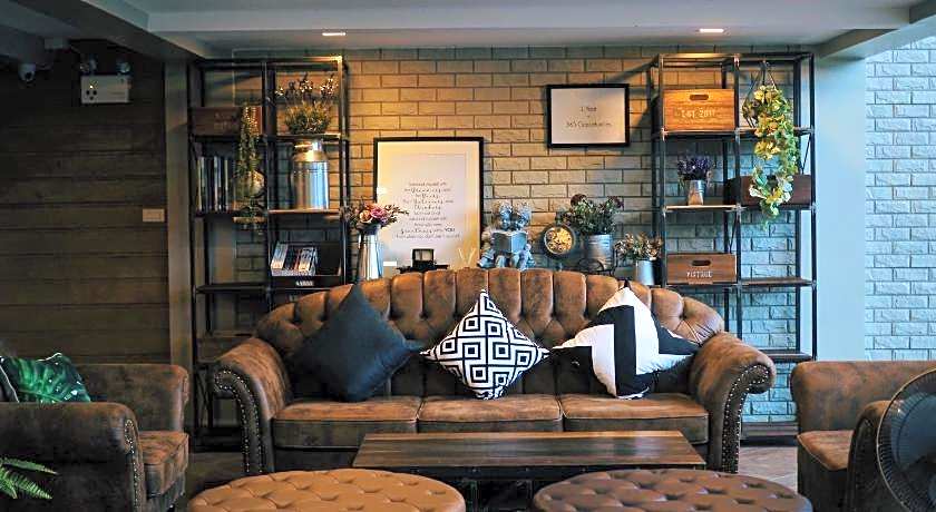 Baan Noppadol Hotel & Apartment Bangna