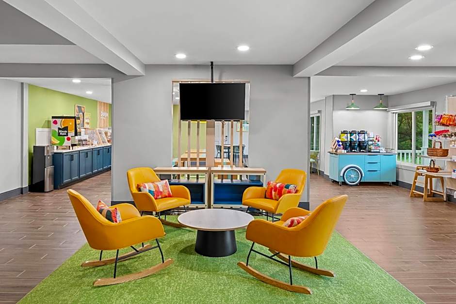 Spark by Hilton Brunswick