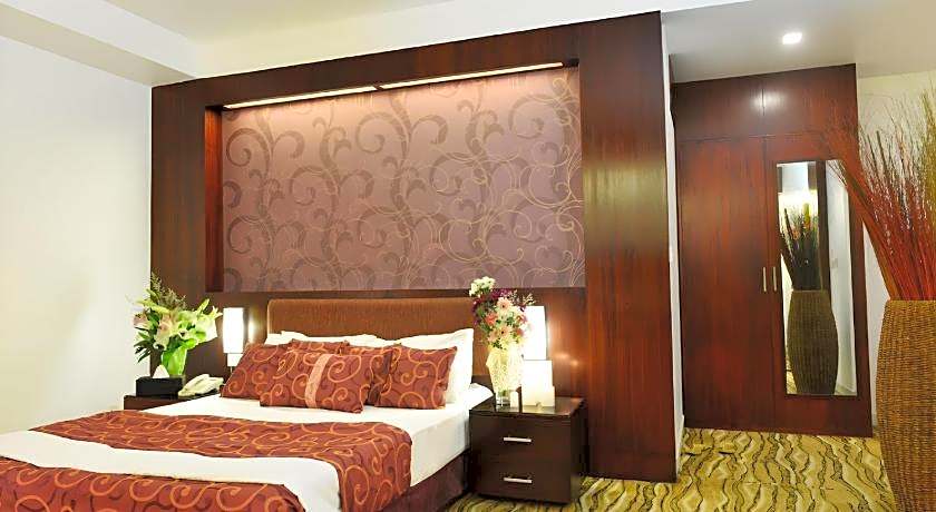 Amazon Lilly Residence