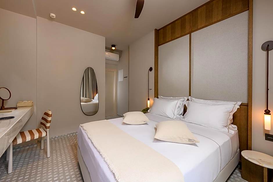 Enavlion Elegance Seaside Luxury