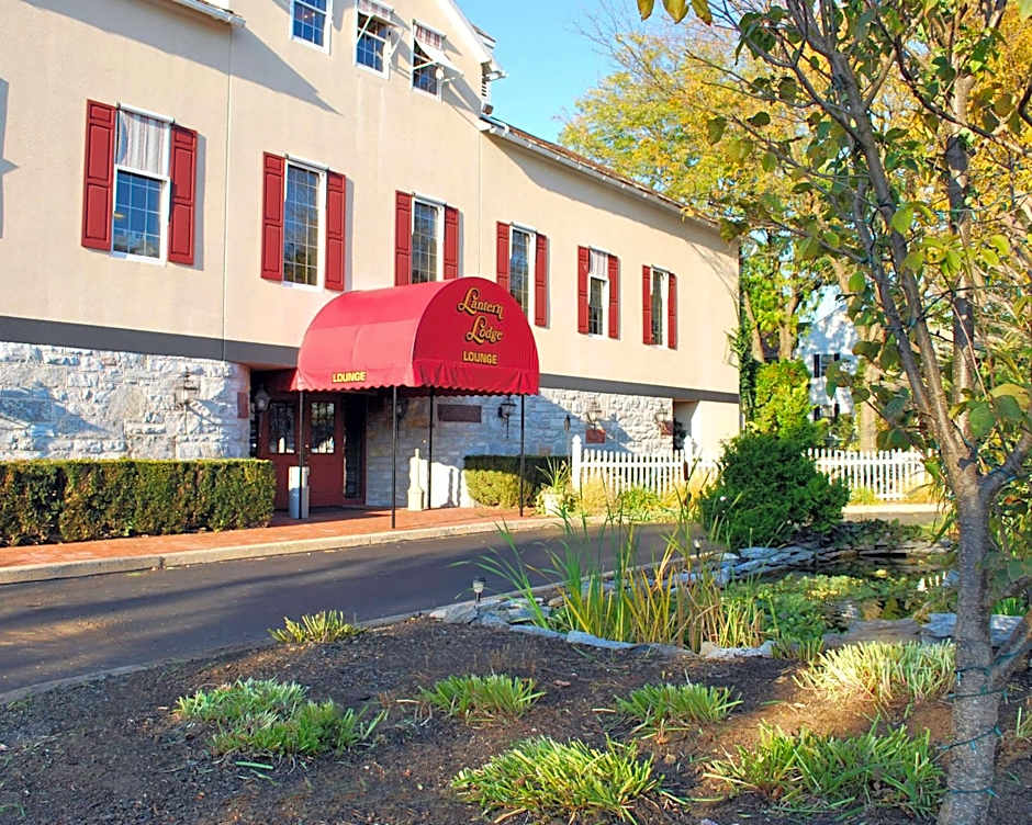 Rodeway Inn & Suites Lantern Lodge