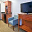 Holiday Inn Express Hotel & Suites Fredericksburg