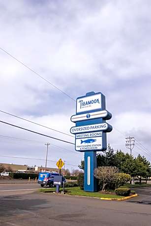 The Tillamook Inn