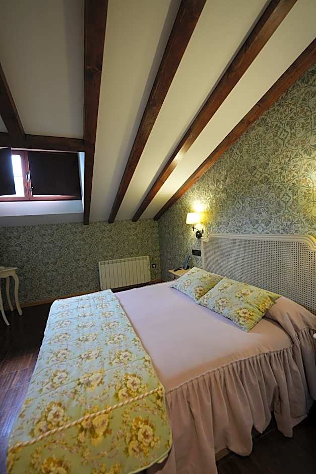 Hotel Rural y Restaurante, Rinconcito de Gredos