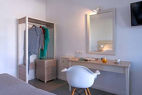 Double or Twin Room with Garden View